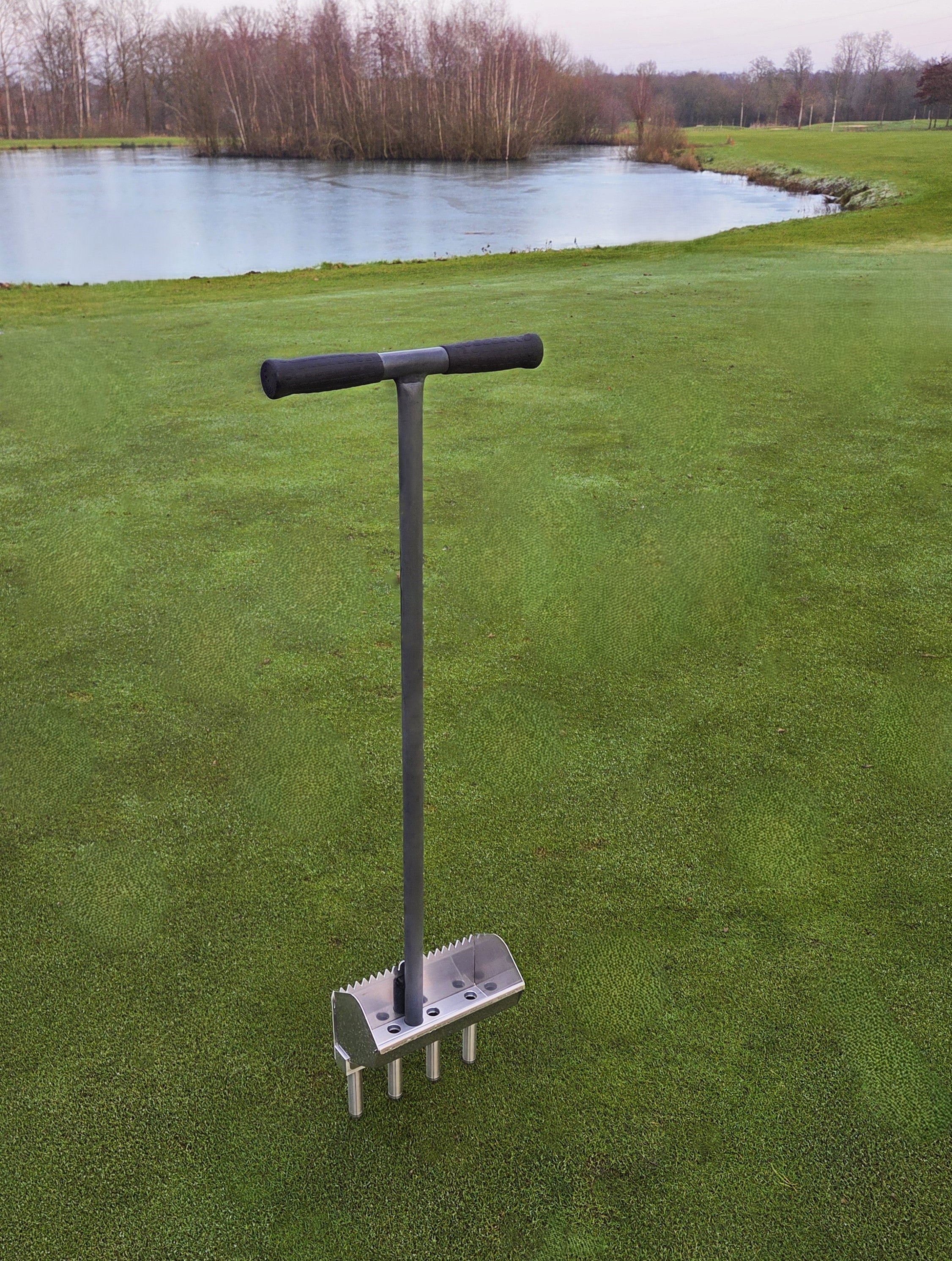 Hohlspoon aus Edelstahl zum Aerifizieren von Rasen